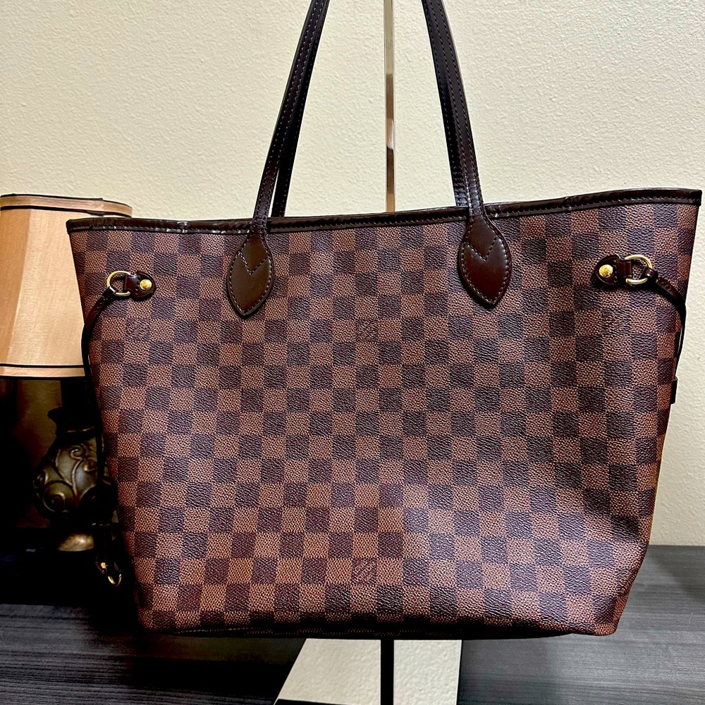 Authentic Louis Vuitton Neverfull MM